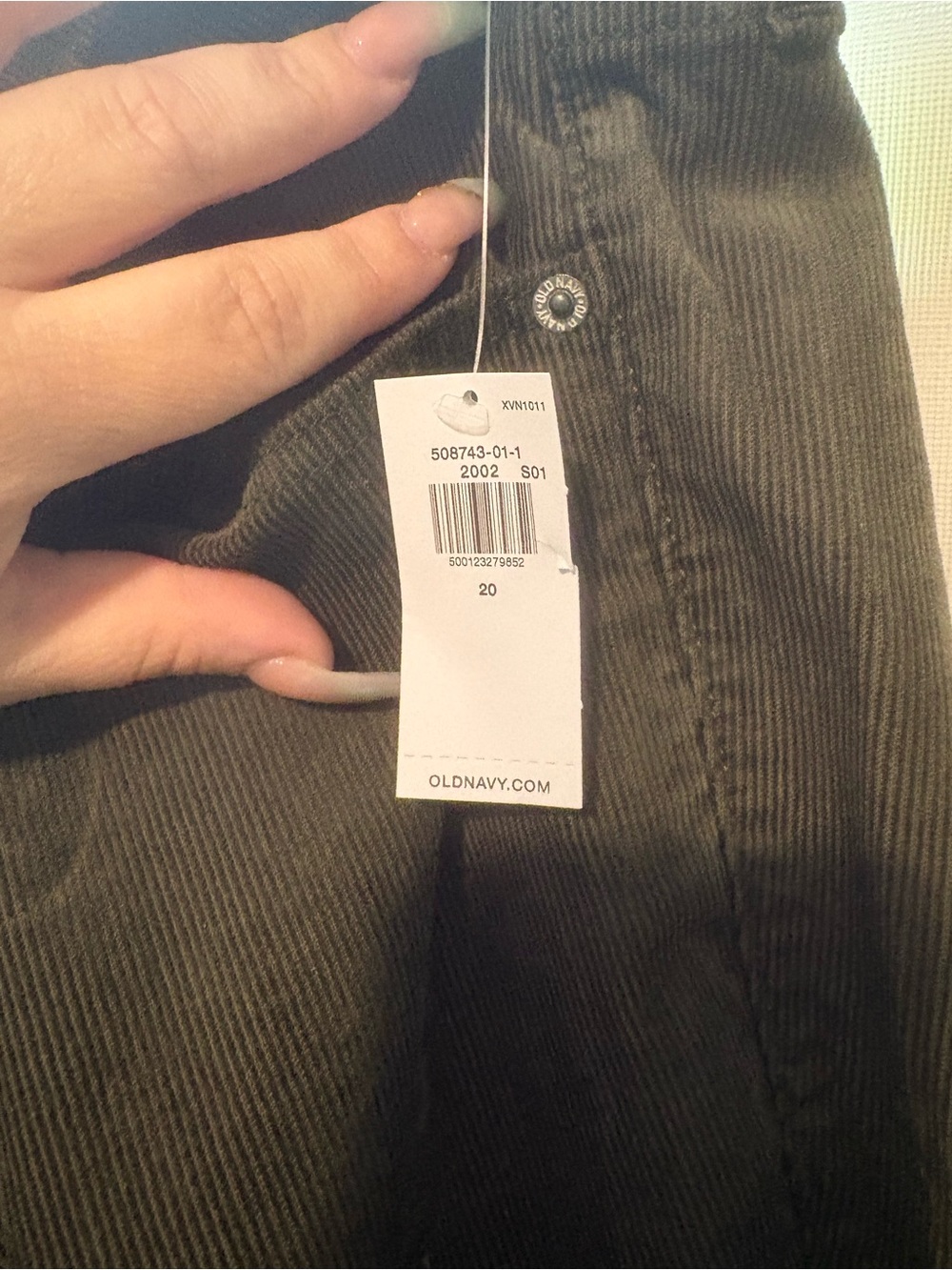 Old Navy High-Rise Rockstar Super Skinny Corduroy Pants - Olive - Picture 4 of 4
